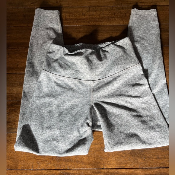 Old Navy Active Tights - Picture 2 of 5